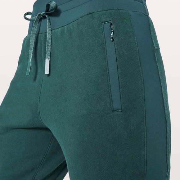 LULULEMON JOGGERS - Picture 2 of 5